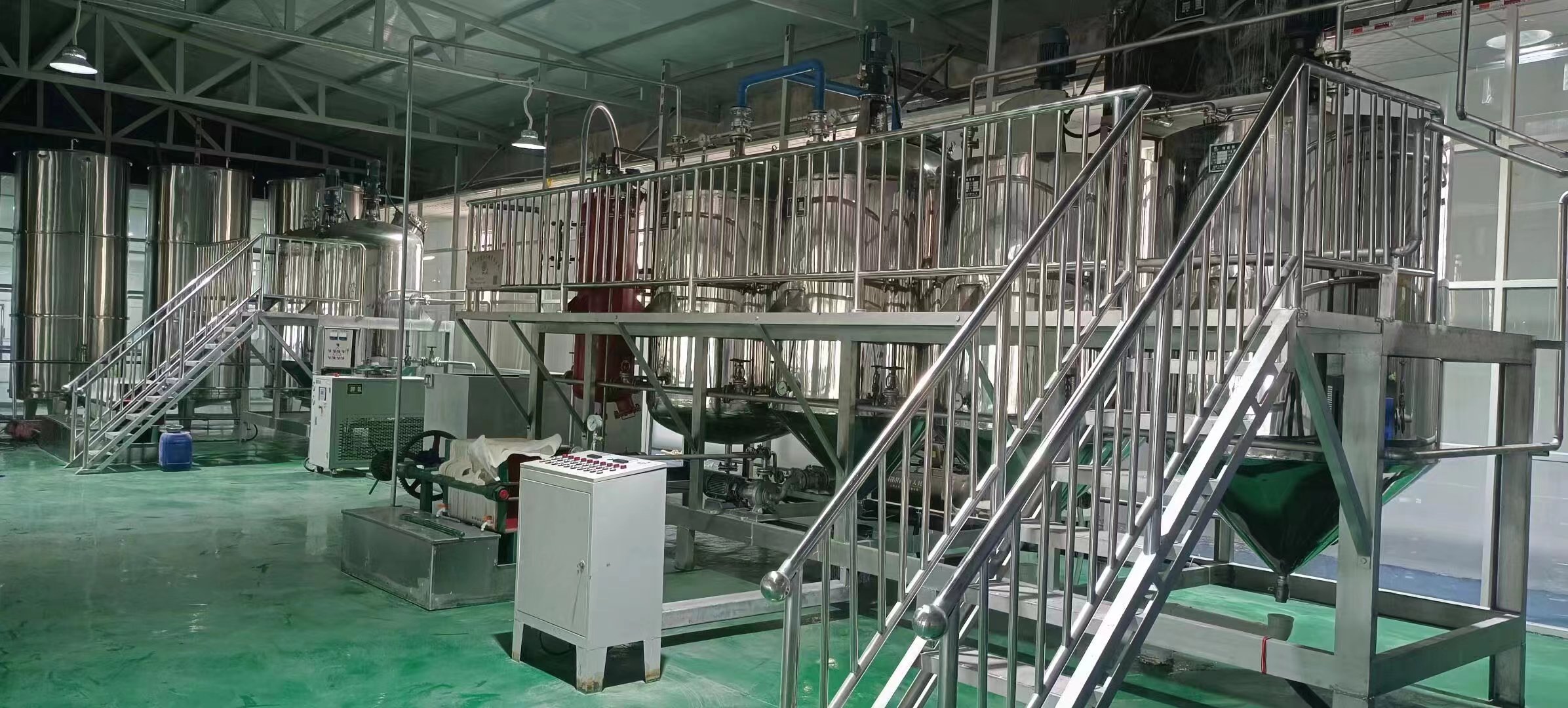 9.花生油精炼车间